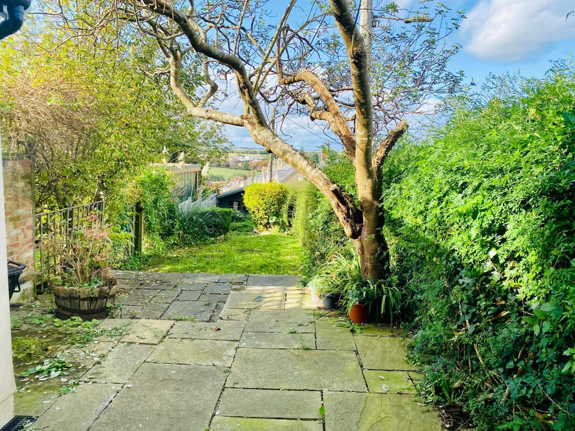 Cotswold Home Over 4 Floors - Perfect For Families Friends Contractors Чипинг Нортън Екстериор снимка